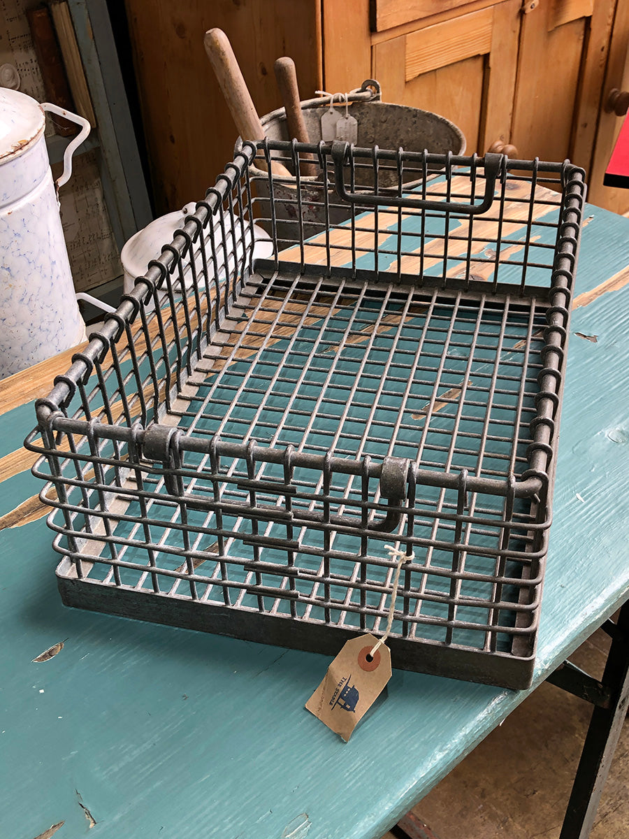 French Vintage Basket - main image