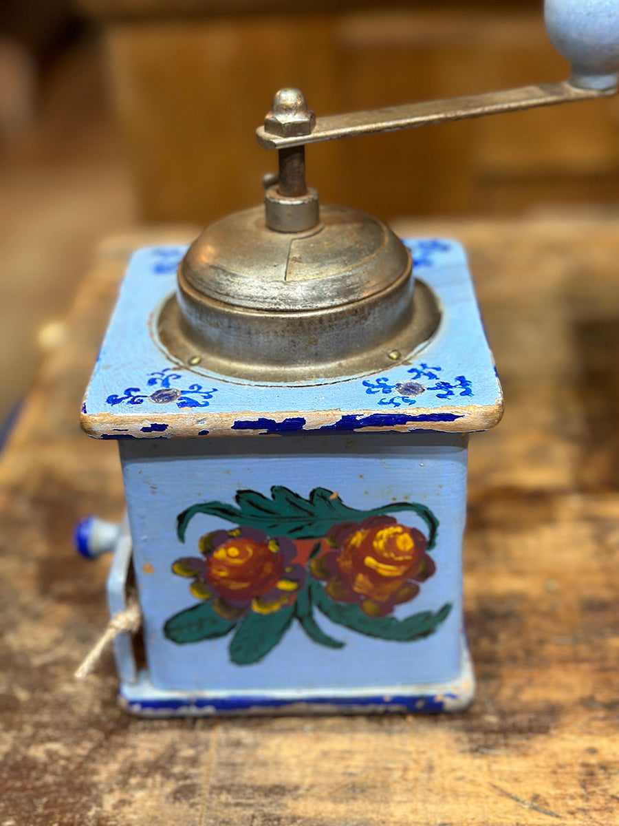 French Vintage Coffee Grinder - detail 3