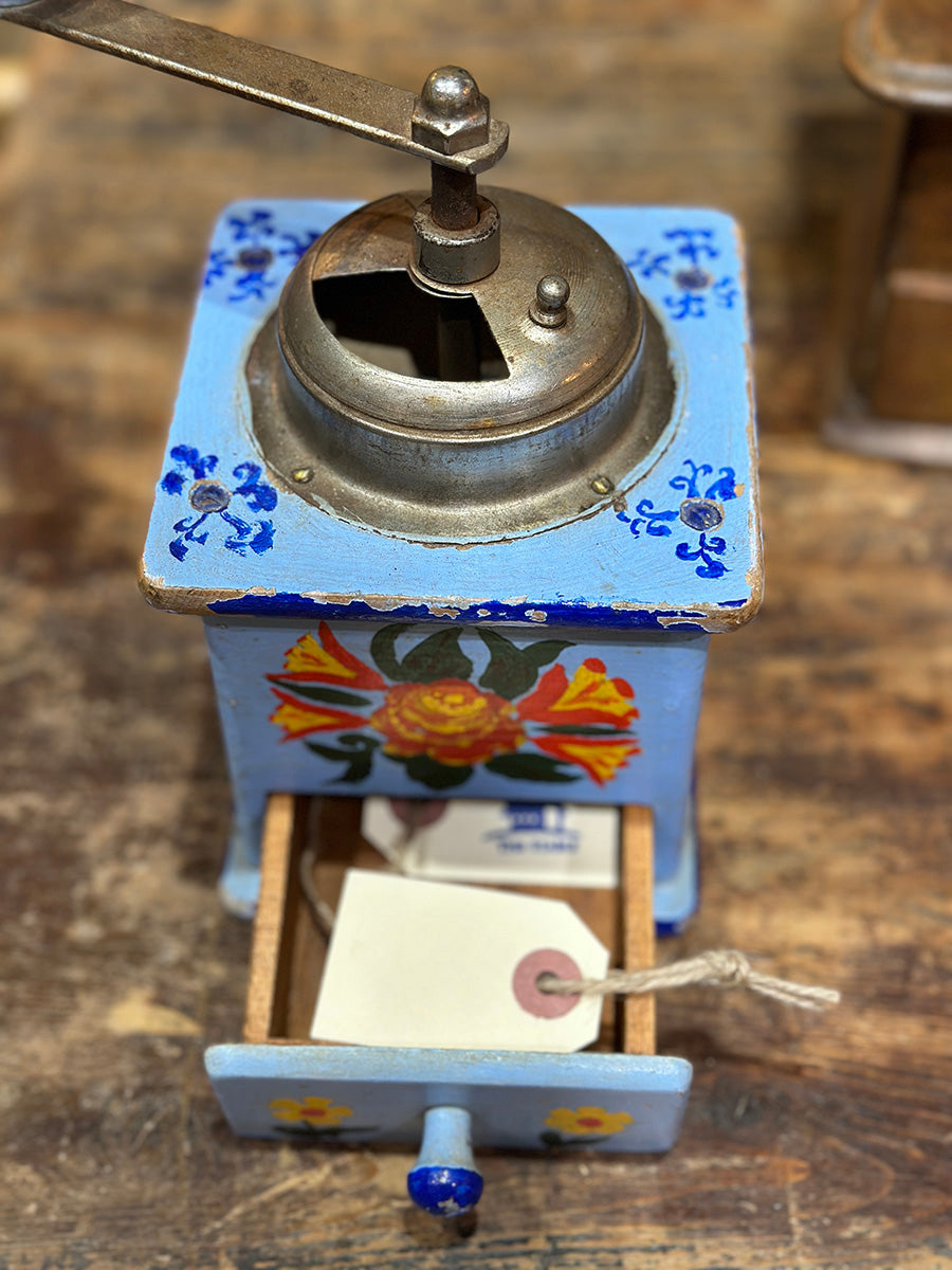 French Vintage Coffee Grinder - detail 5