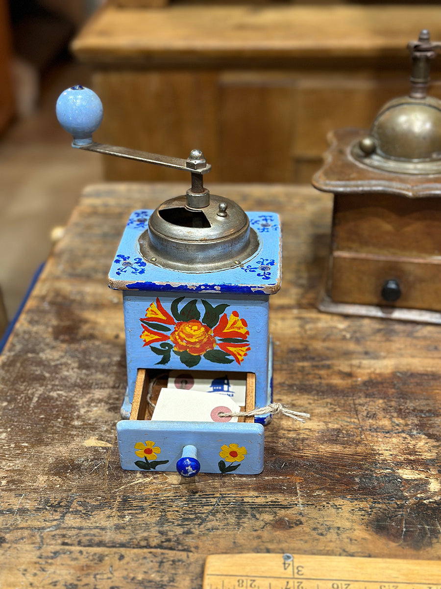 French Vintage Coffee Grinder - detail 6