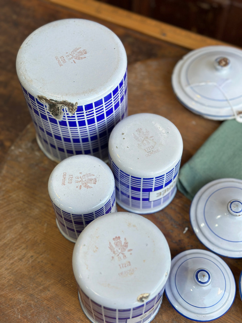 French Vintage Enamel Jar Set of Four - detail 6