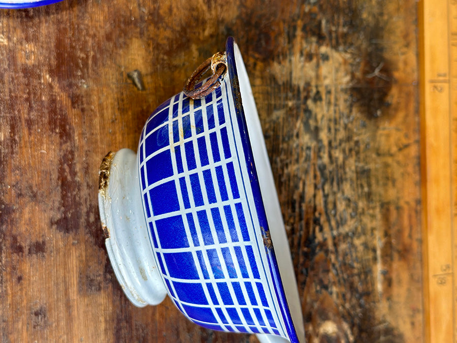 French Vintage Enamel Strainer - detail 1