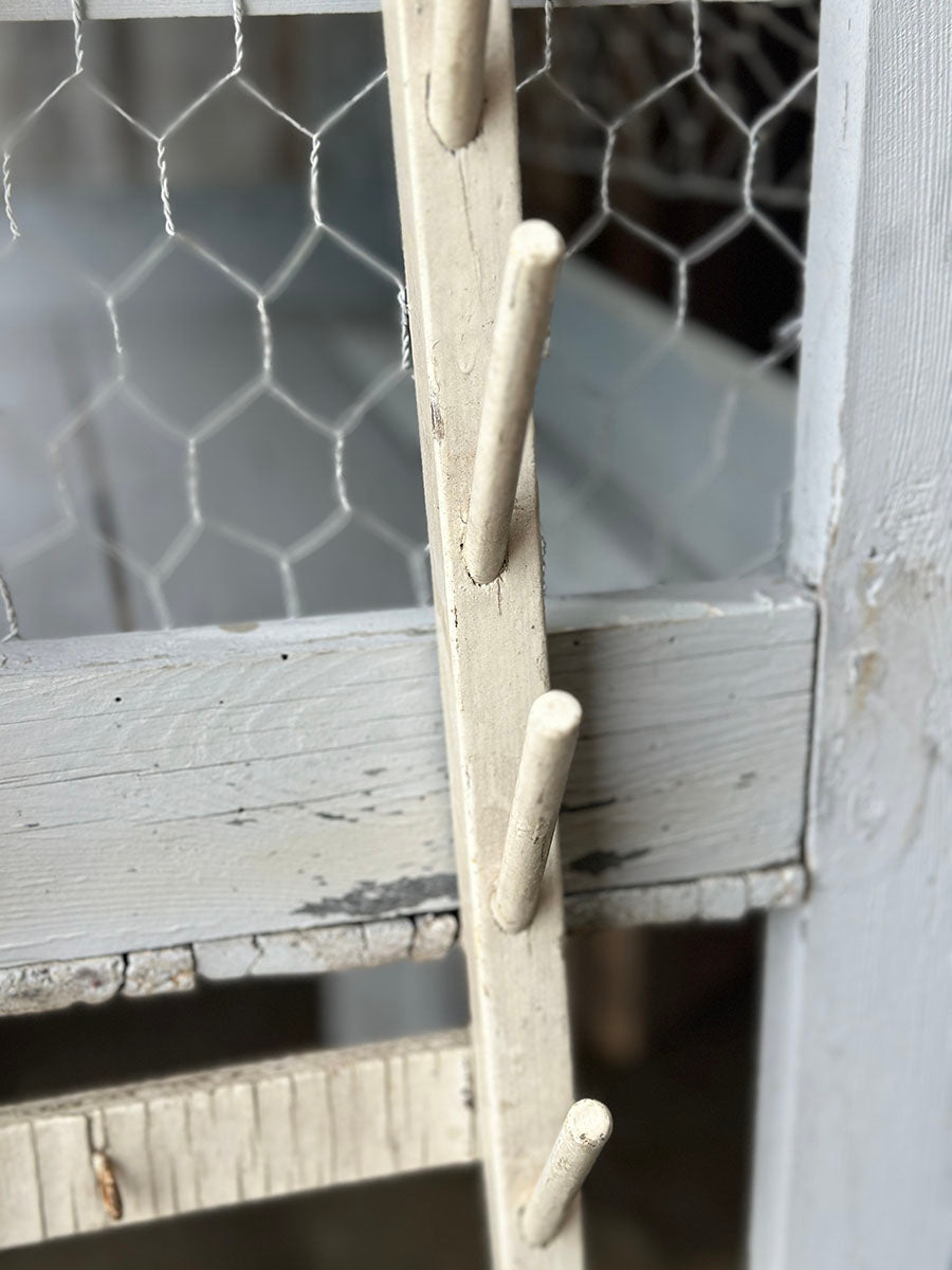 English Old Vintage Pine Wall Hanging Rack with Flower Signs - detail 2