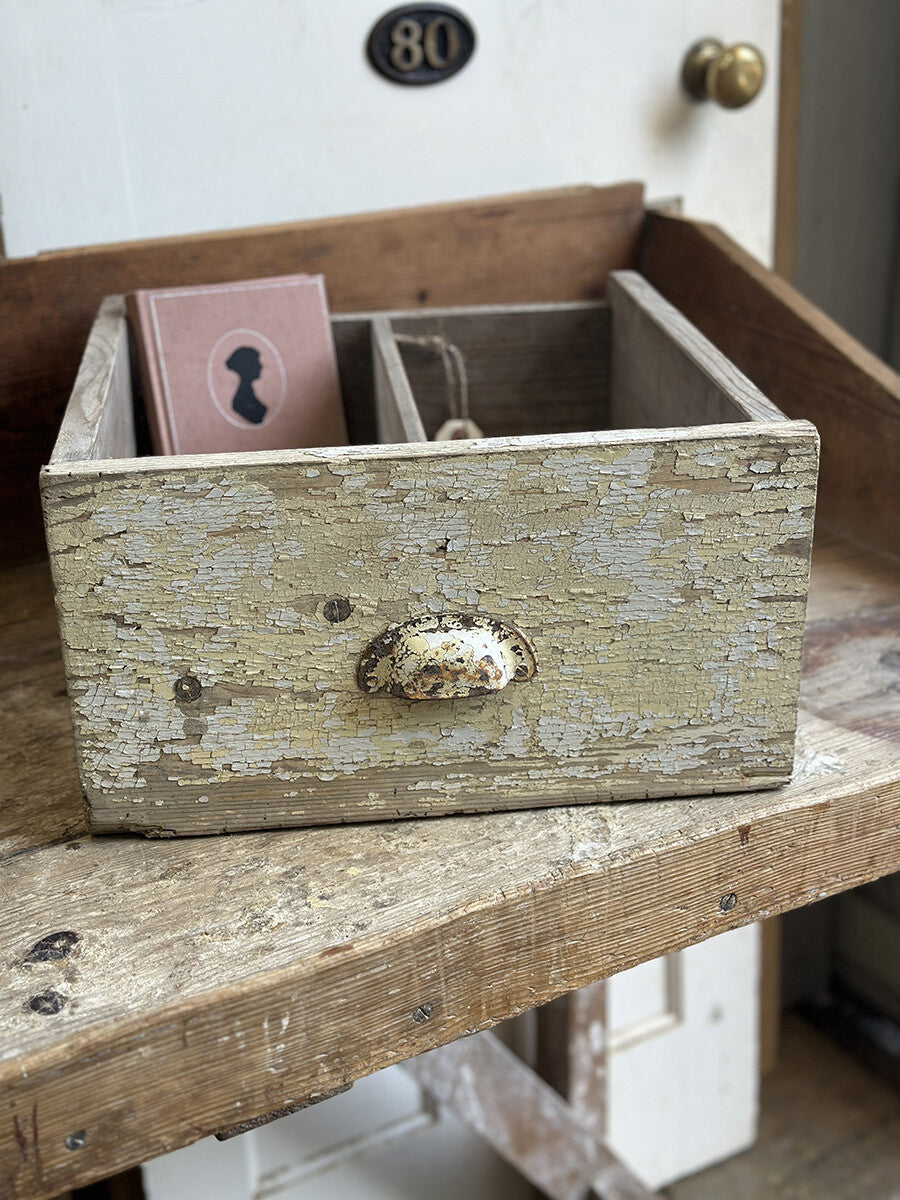 Small English Antique Decorative Object - detail 1