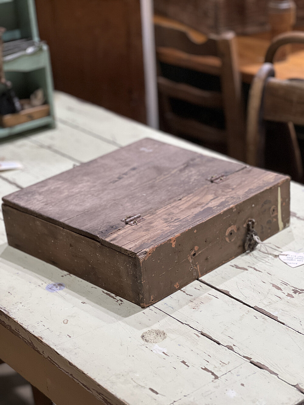 French Vintage Wooden Box - detail 3