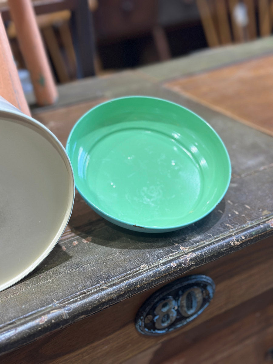 German Vintage Enamel Flour Storage Bin - detail 4