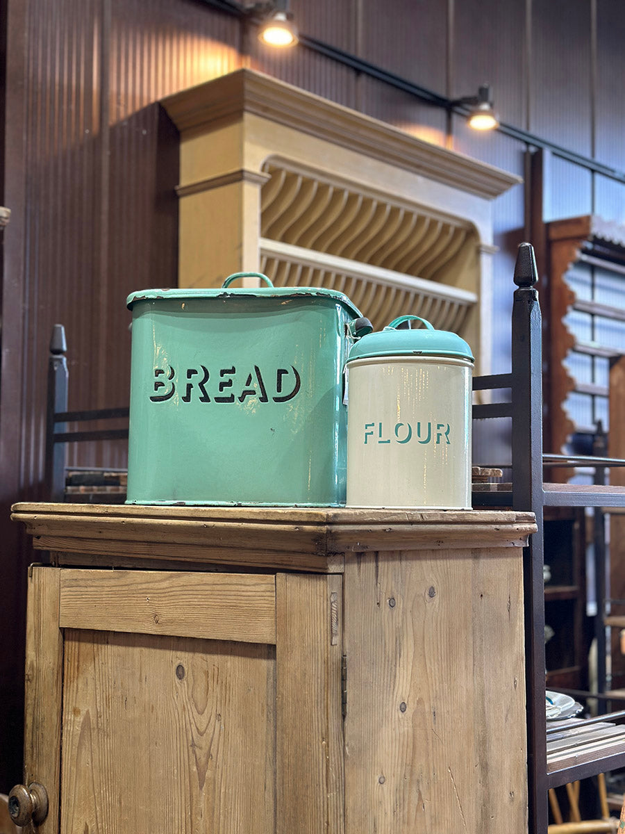 German Vintage Enamel Flour Storage Bin - detail 6