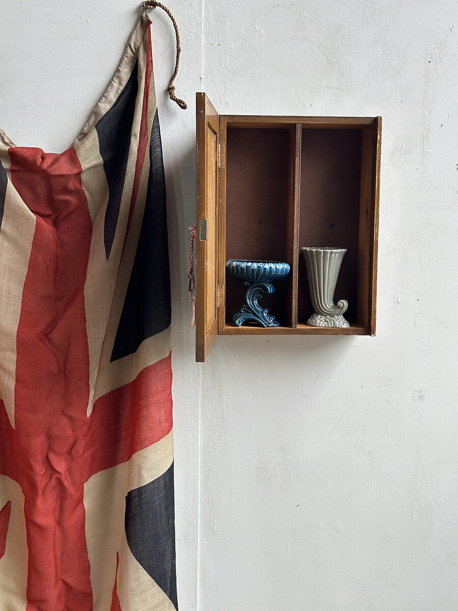 English Vintage Wooden Box - detail 6