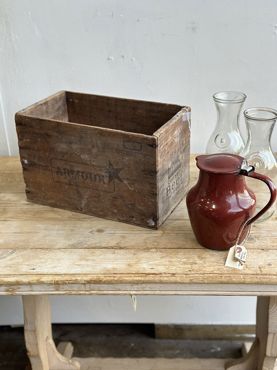 English Vintage Wooden Box - detail 5