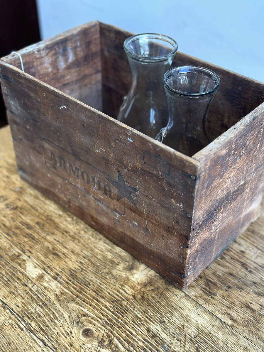 English Vintage Wooden Box - detail 7