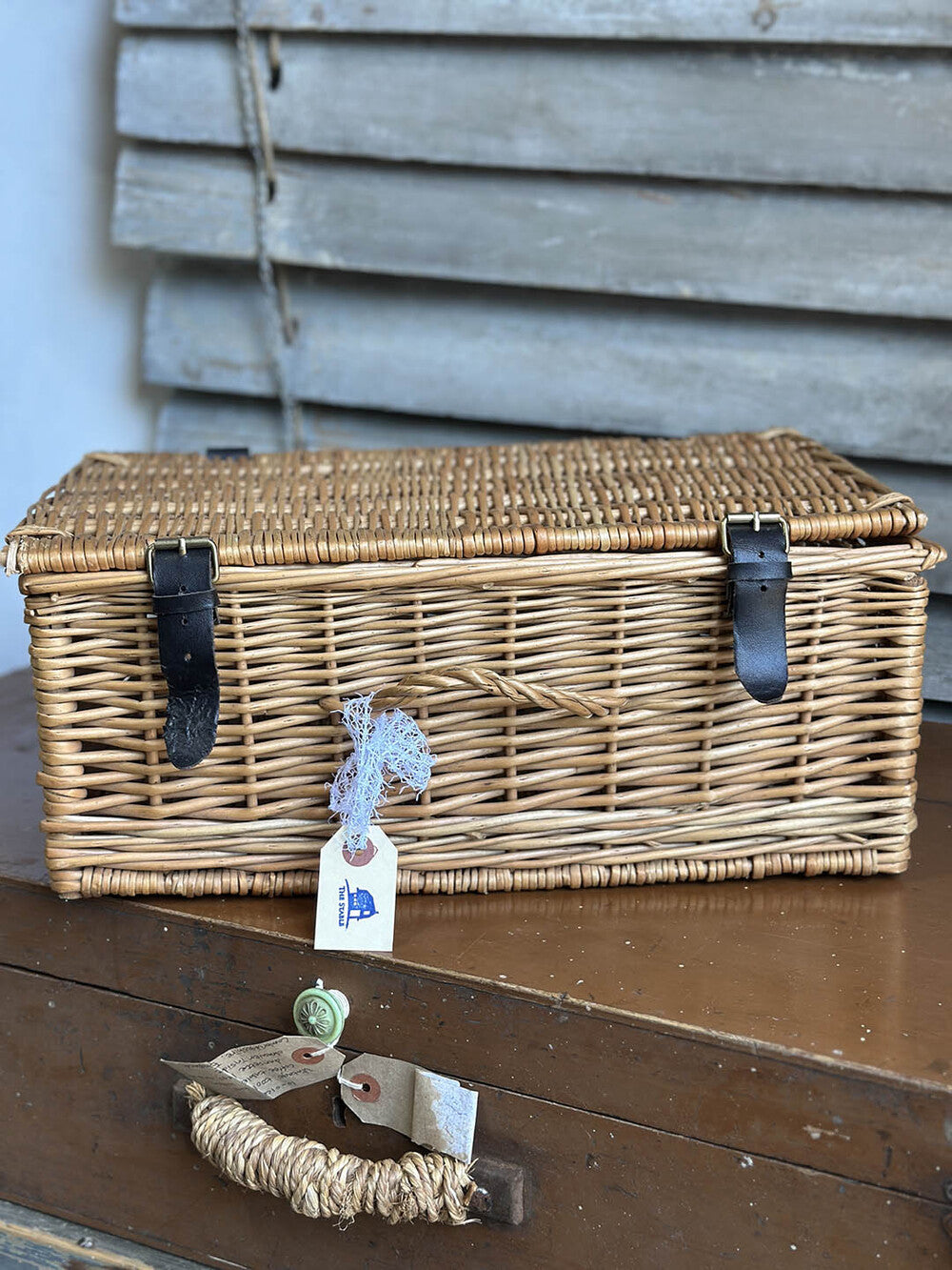 English Vintage Basket - detail 4