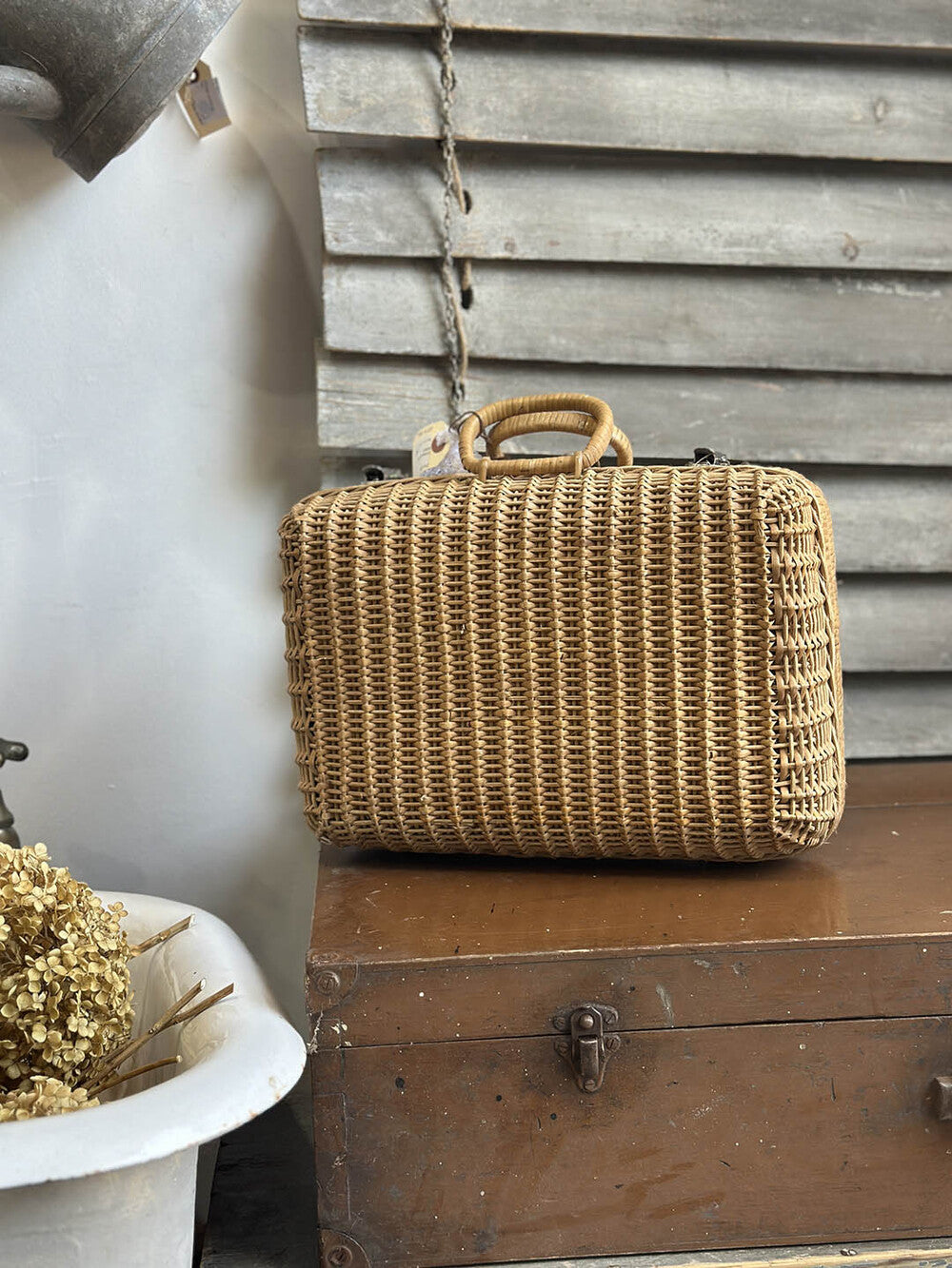 English Vintage Basket - detail 3