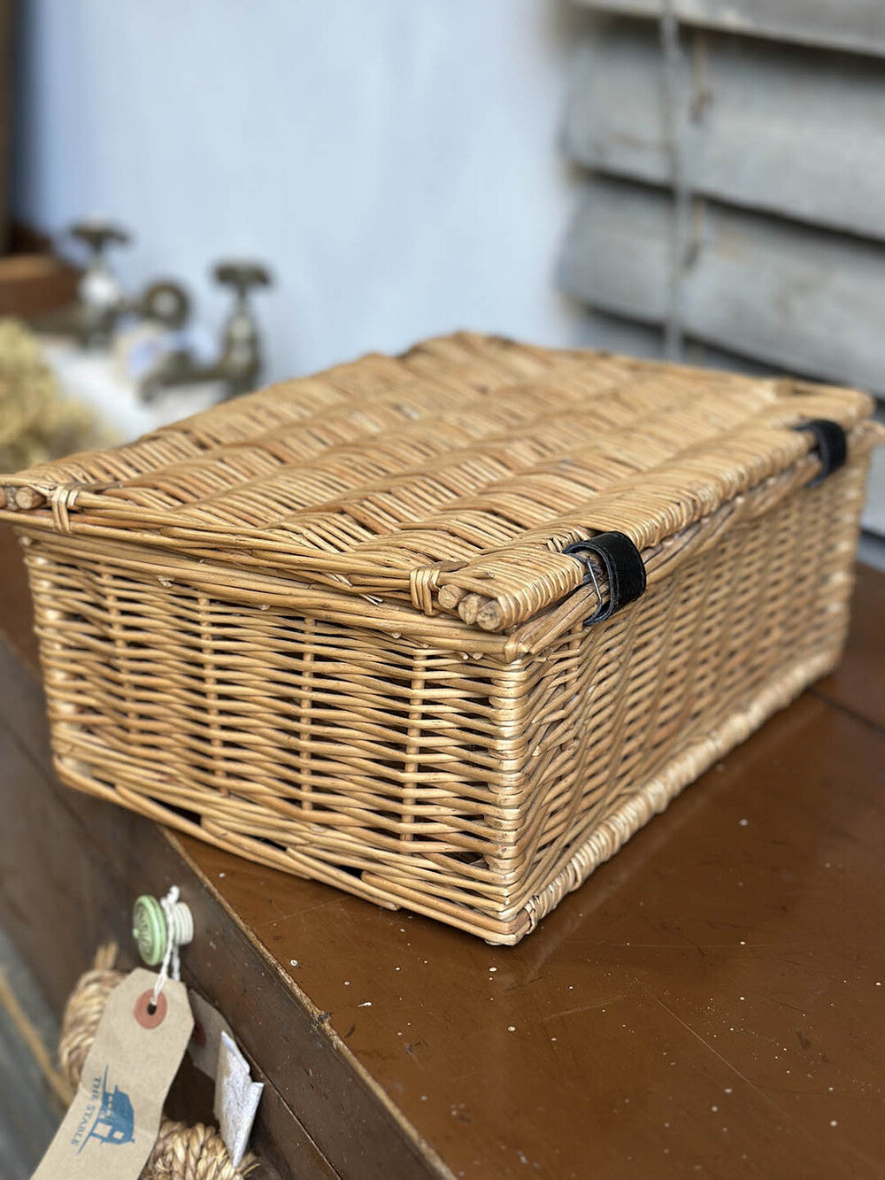 English Vintage Basket - detail 3