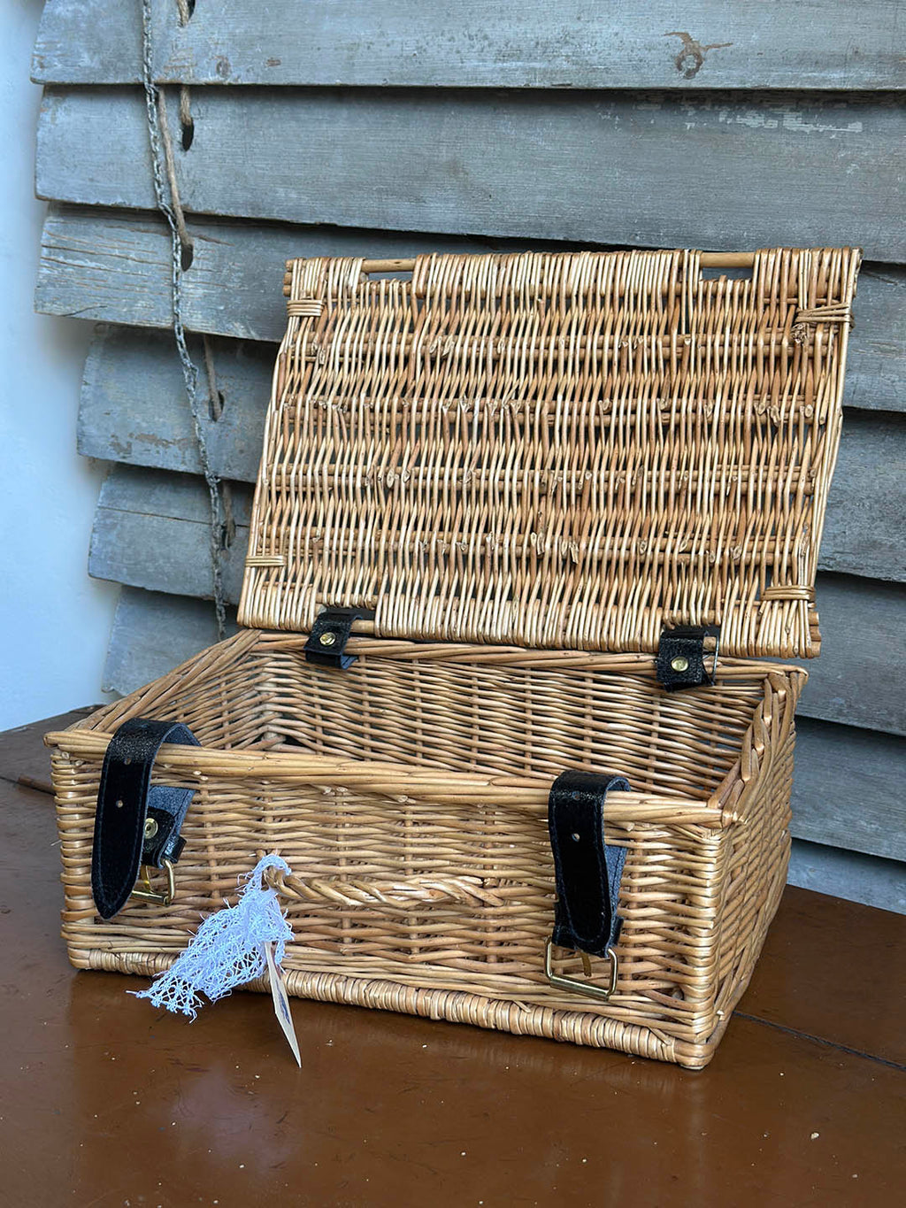 English Vintage Basket - main image