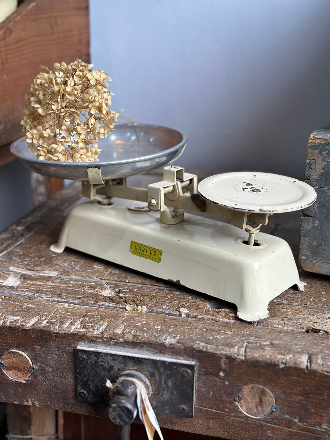 English Vintage Decorative Object - main image