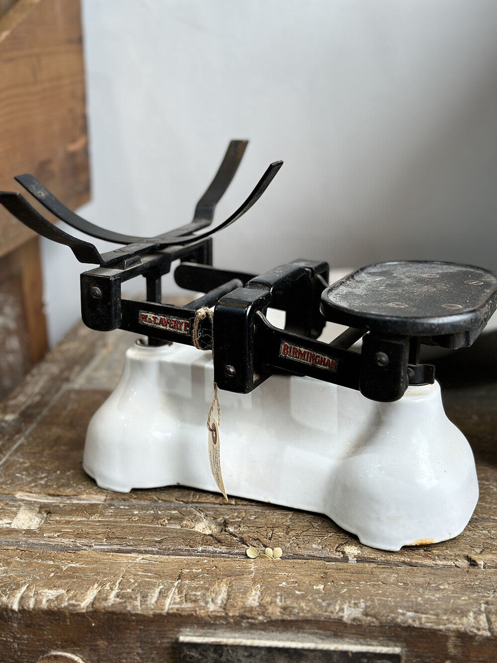 English Vintage Tray - detail 5