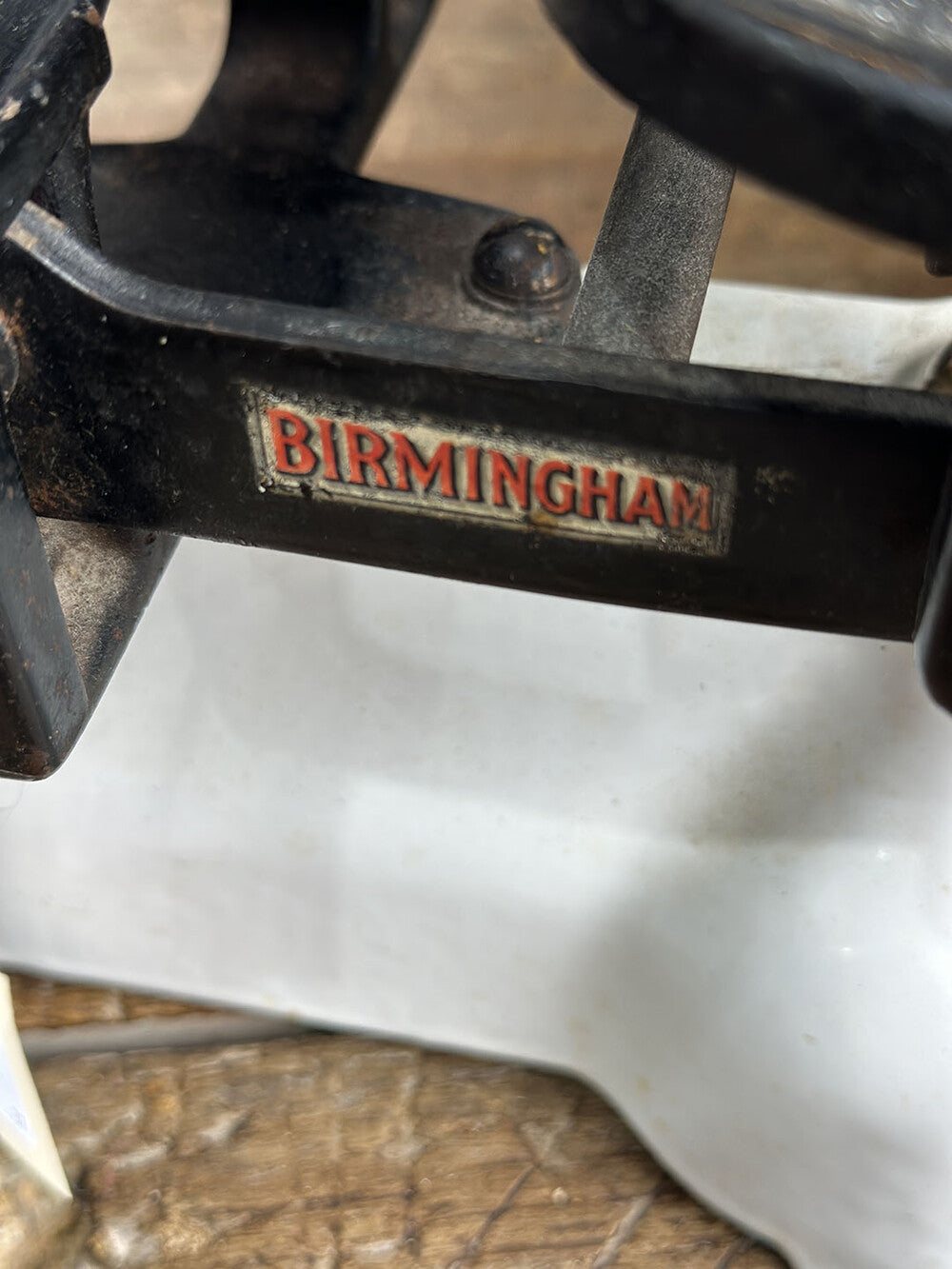 English Vintage Tray - detail 6