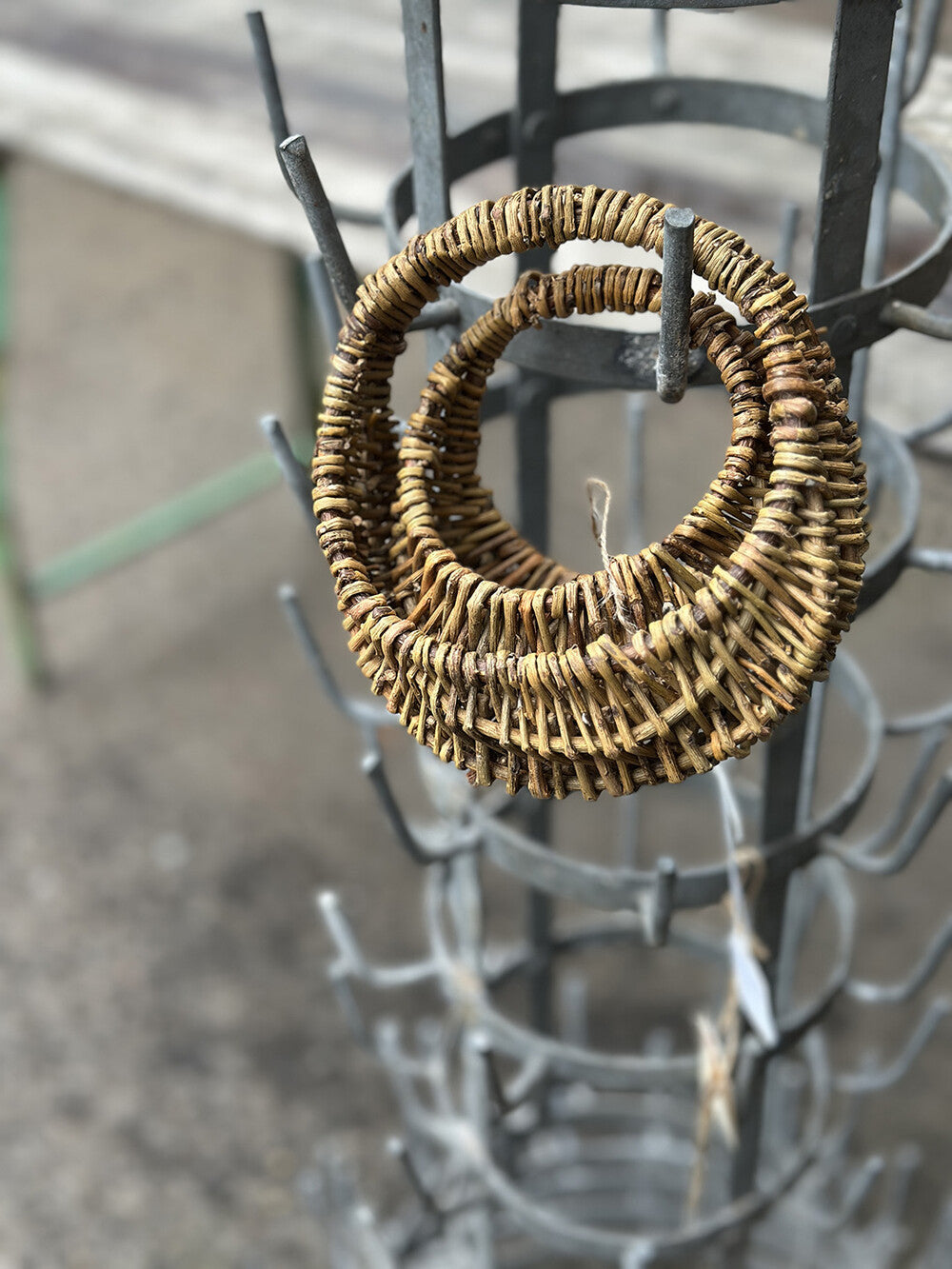 Small English Vintage Wicker Basket - detail 7