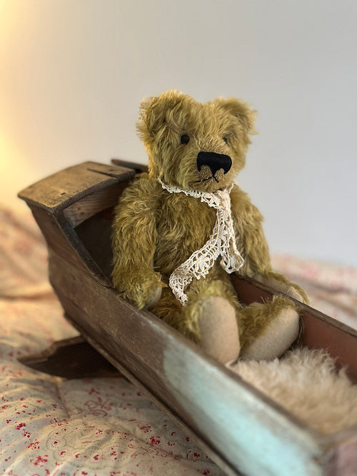 English Vintage Decorative Object - main image
