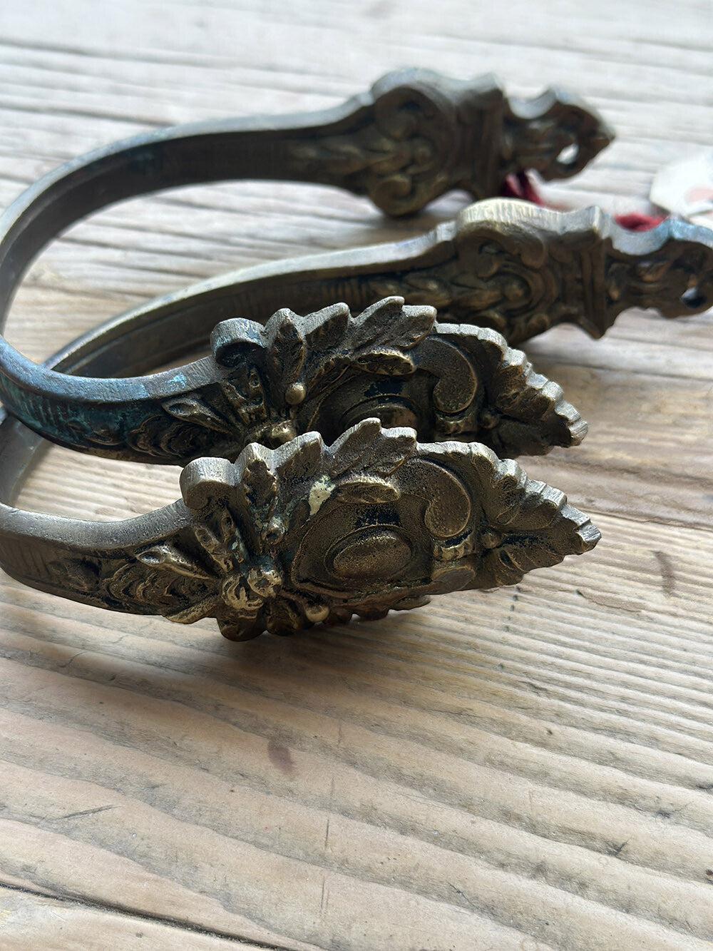 Pair of English Antique Brass Curtain Holders - detail 2