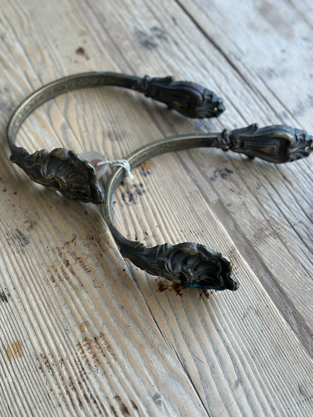Small English Antique Brass Curtain Holders - detail 5