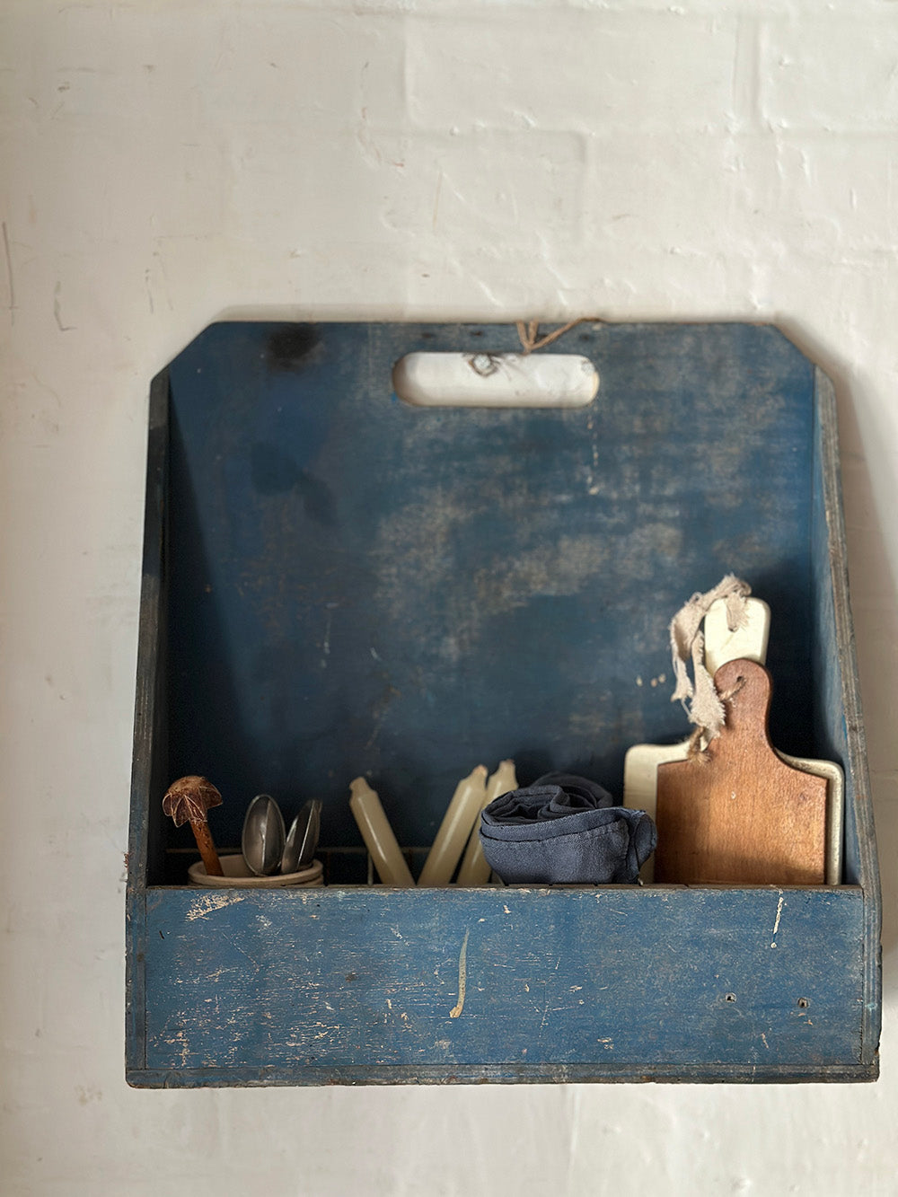 English Vintage Wooden Decorative Object - main image