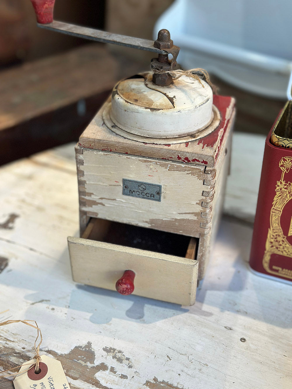 English Vintage Shabby Chic Coffee Grinder - detail 1