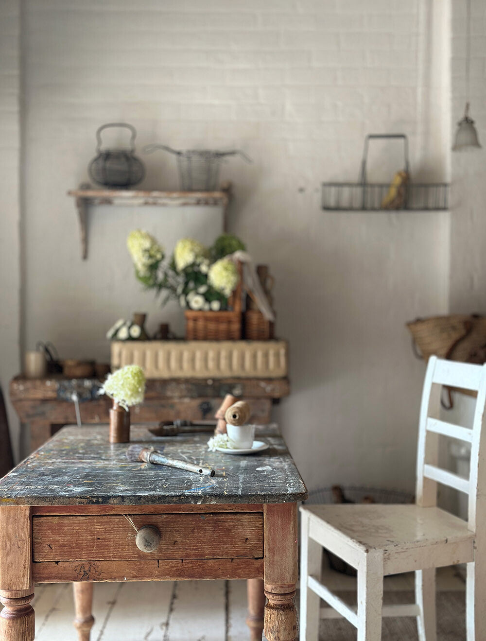 English Vintage Basket - detail 4