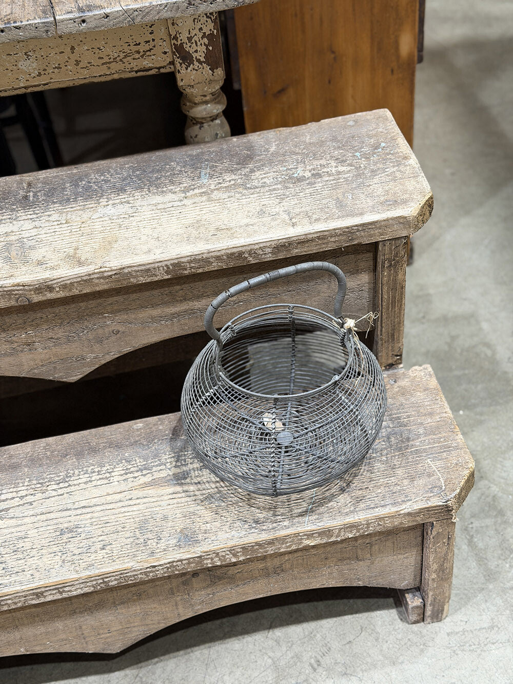 English Vintage Basket - detail 7