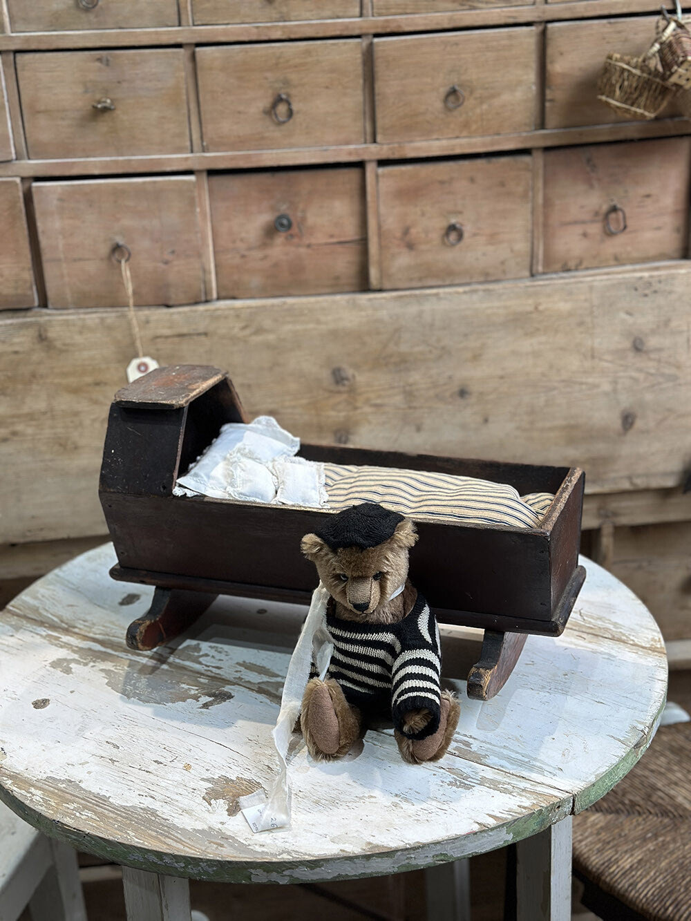 English Antique Decorative Object - detail 5