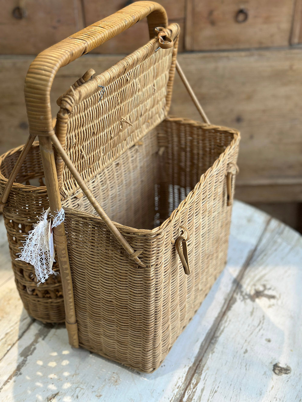 English Vintage Picnic Basket Wine Holder - detail 2