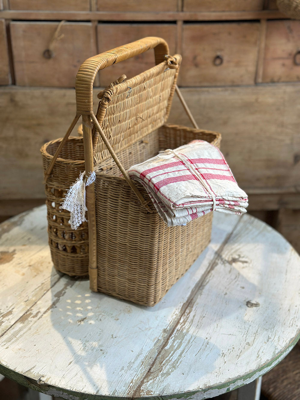 English Vintage Picnic Basket Wine Holder - detail 3