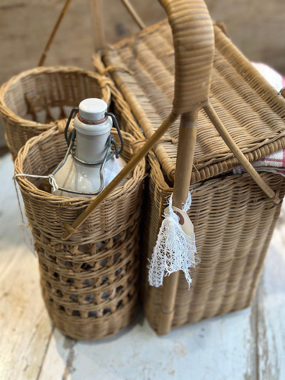 English Vintage Picnic Basket Wine Holder - detail 4