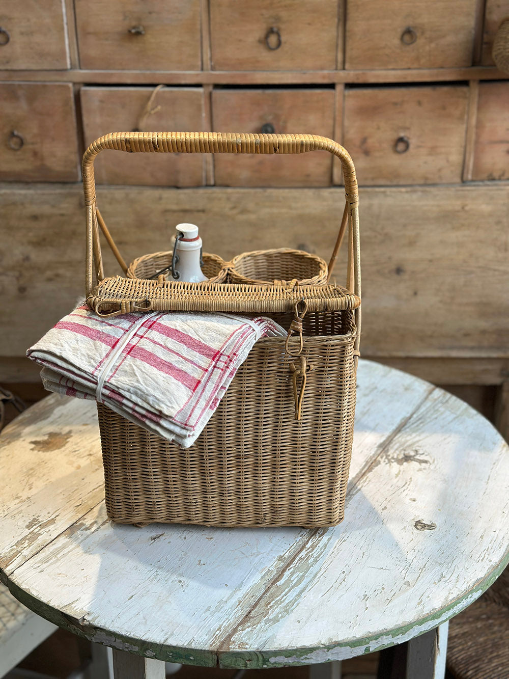 English Vintage Picnic Basket Wine Holder - detail 6
