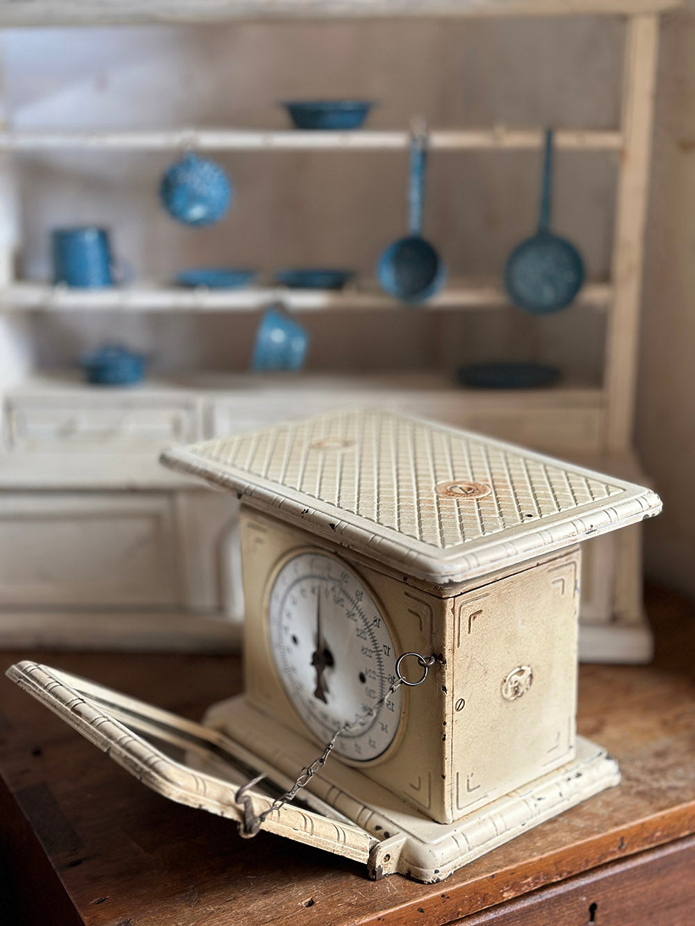 English Vintage Family Scale with Mirror - main image